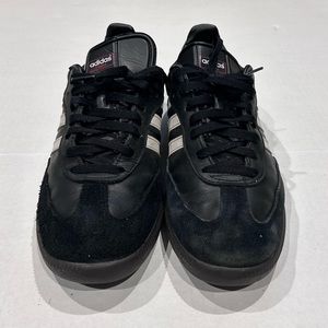 Black Adidas Samba Classic